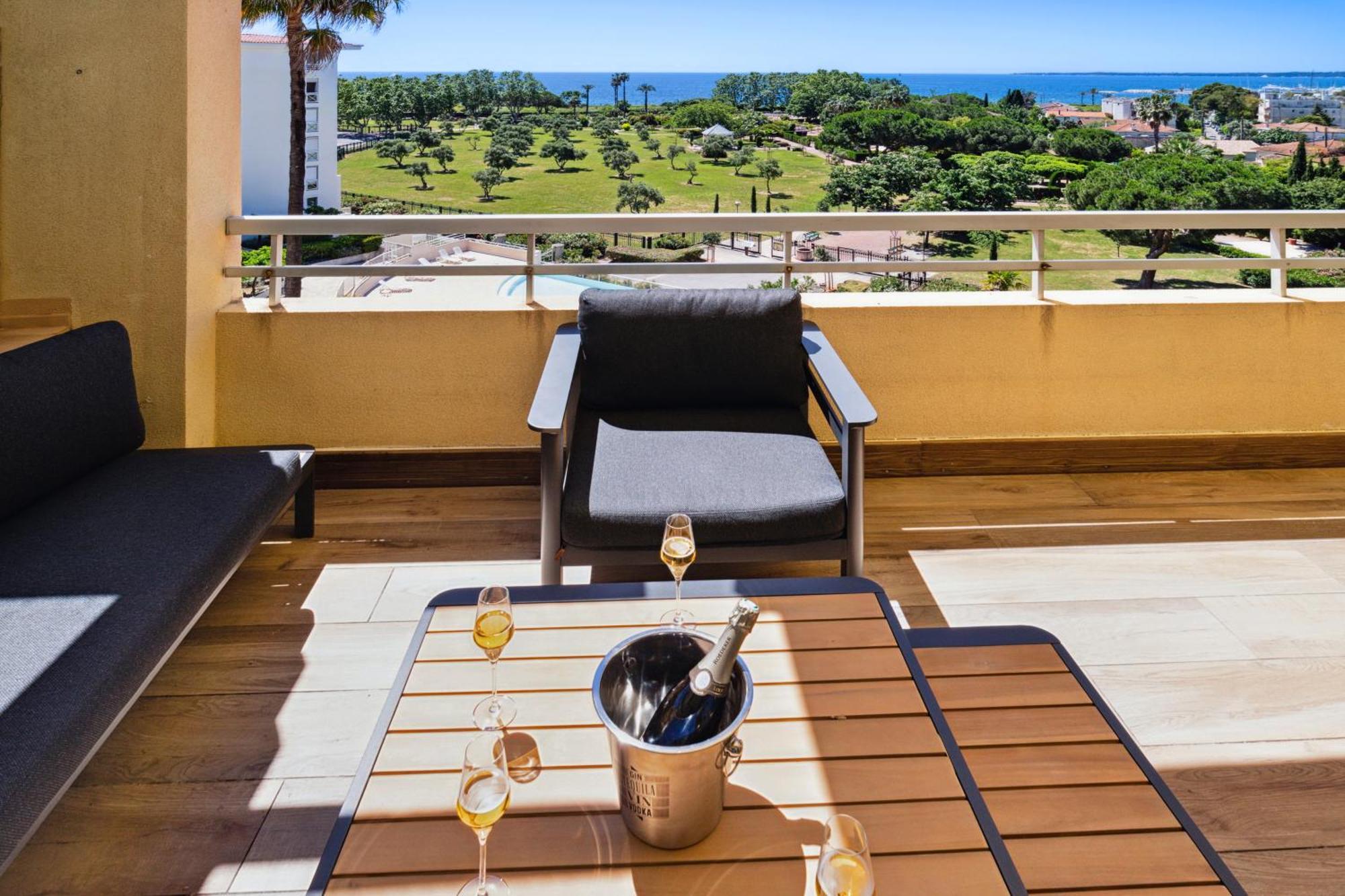Duplex Villa Les Pins 89M2 Et Terrasse 30M2 Антіб Екстер'єр фото