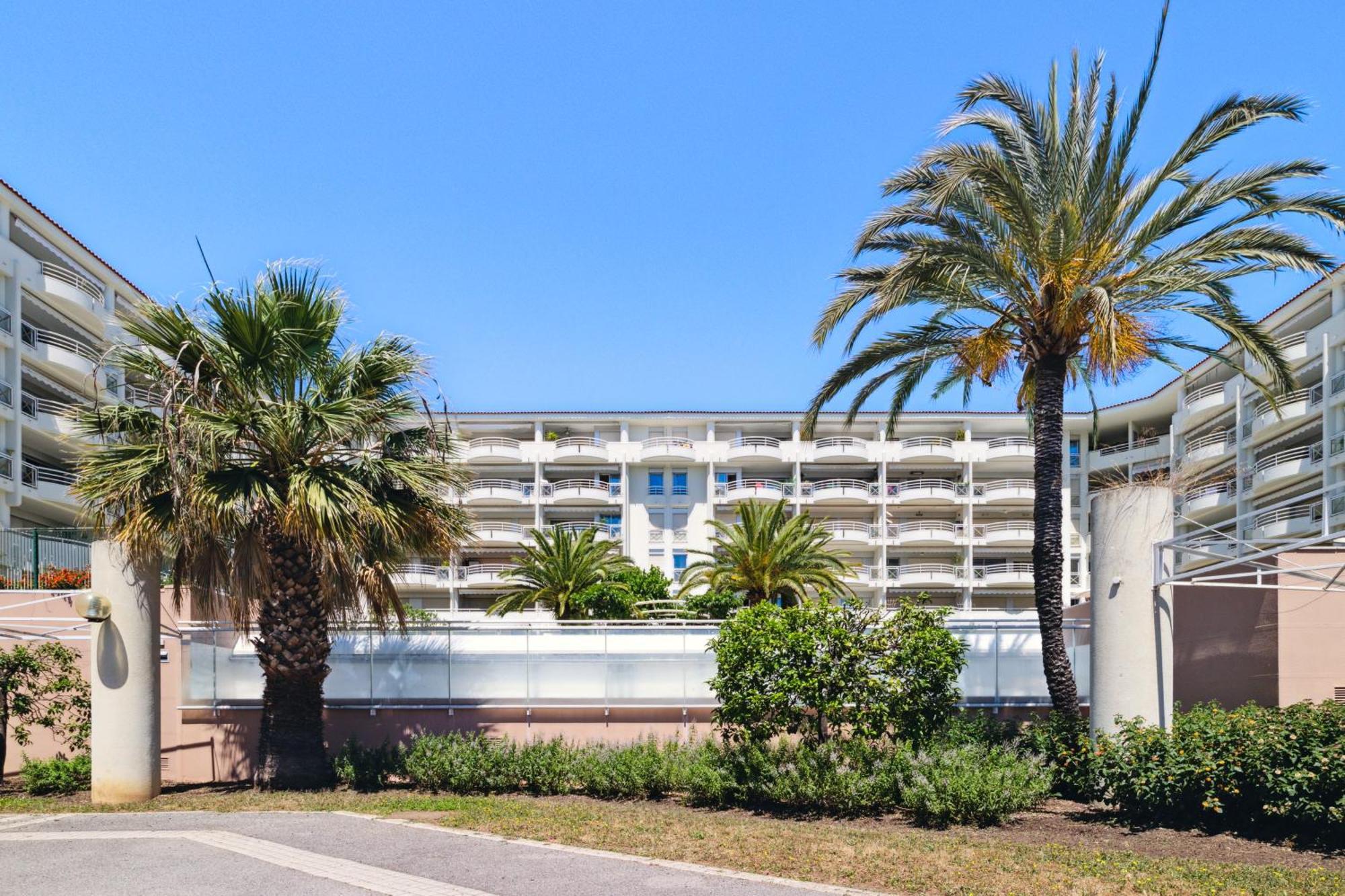 Duplex Villa Les Pins 89M2 Et Terrasse 30M2 Антіб Екстер'єр фото